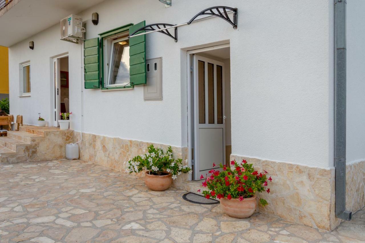 Apartmani Lana Skradin Exterior foto